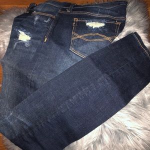 NWOT Abercrombie & Finch Jeans